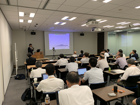 seminar_17-2.png(321337 byte)